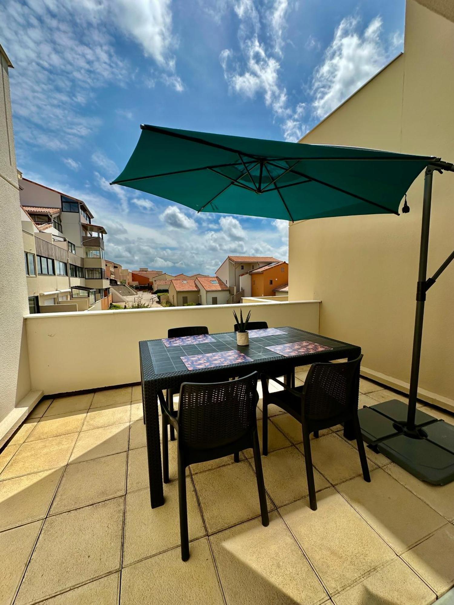 Appartement Studio Avec Terrasse En Front De Mer A Hossegor à Capbreton Extérieur photo